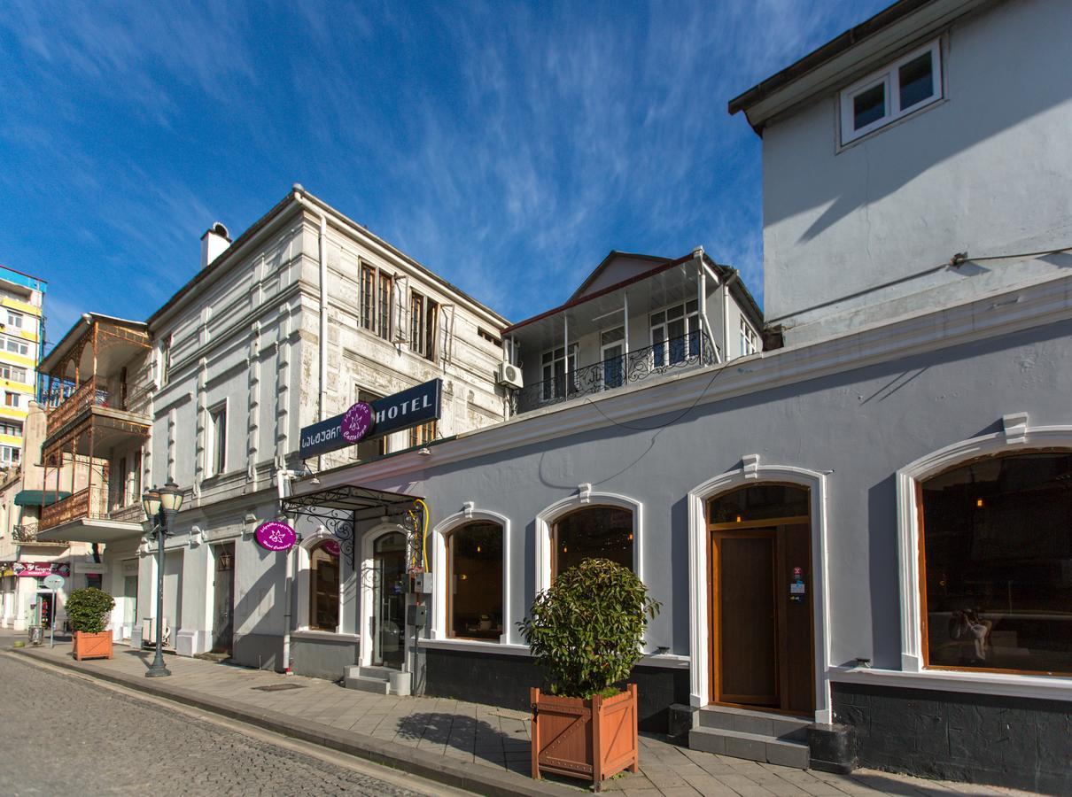 Hotel Cattaleya Батумі Екстер'єр фото