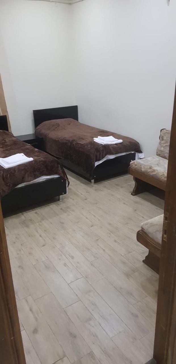 Hotel Cattaleya Батумі Екстер'єр фото
